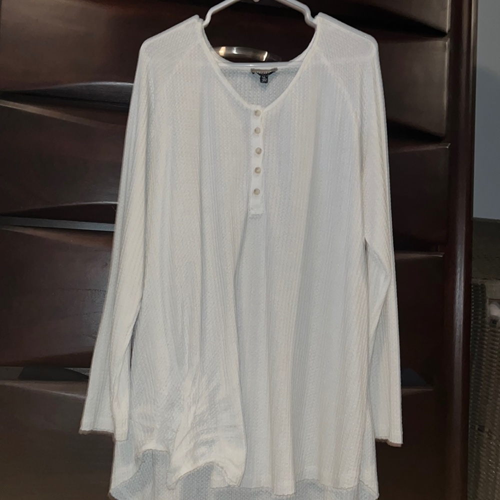 White long sleeved shirt